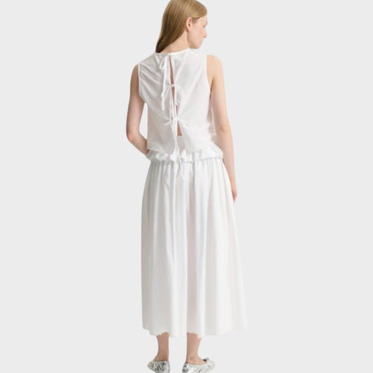 Tasoni Cecilie Bahnsen white broderie anglaise midi skirt with elasticated, ruffled waist and tie back top.