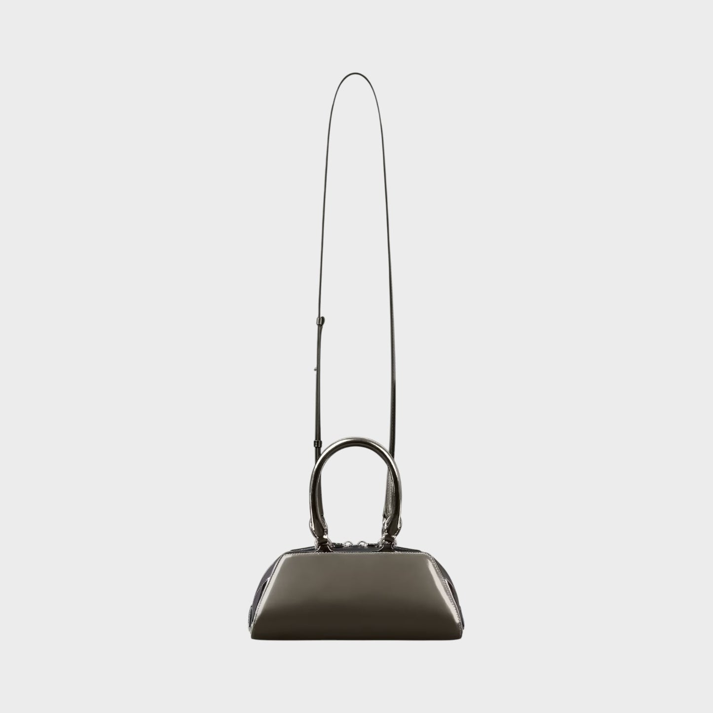 Tasoni Givenchy Antigona East West bag in black leather with gunmetal hardware and mirror effect.