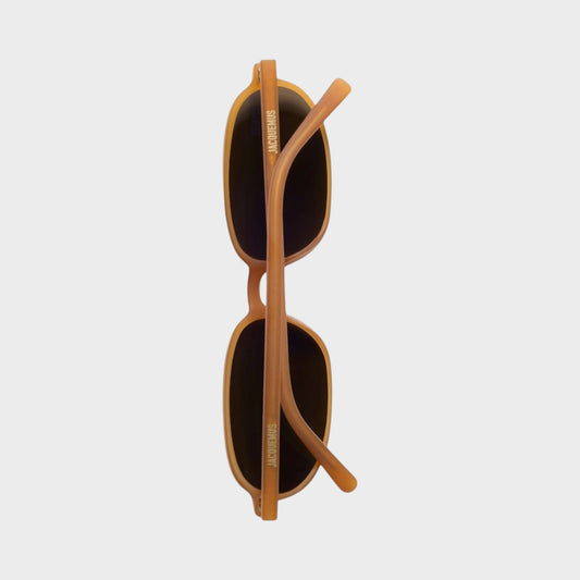 Tasoni Jacquemus Les Lunettes Jac227 sunglasses in orange matt with black lenses and logo detail on arms.