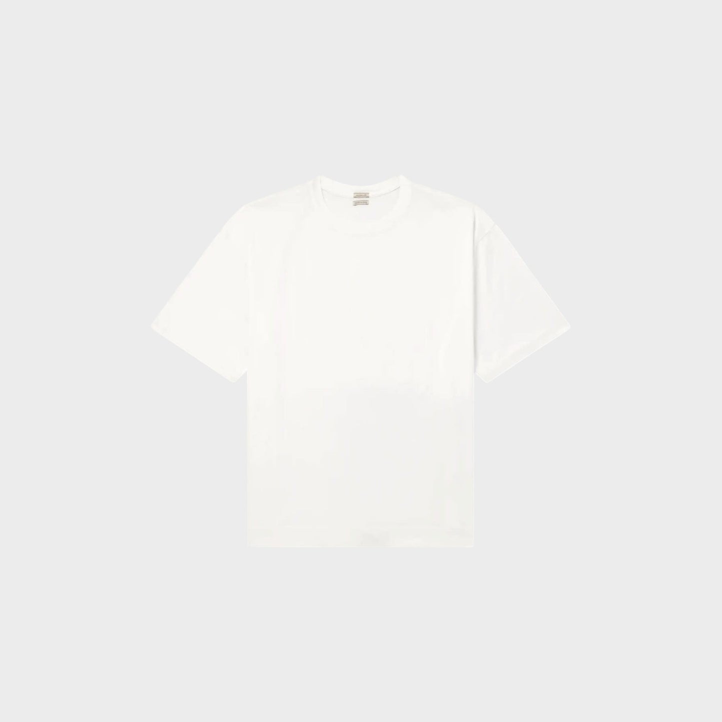 Massimo Alba Nevis white cotton T-shirt from Tasoni, featuring a classic crew neck and short sleeves.