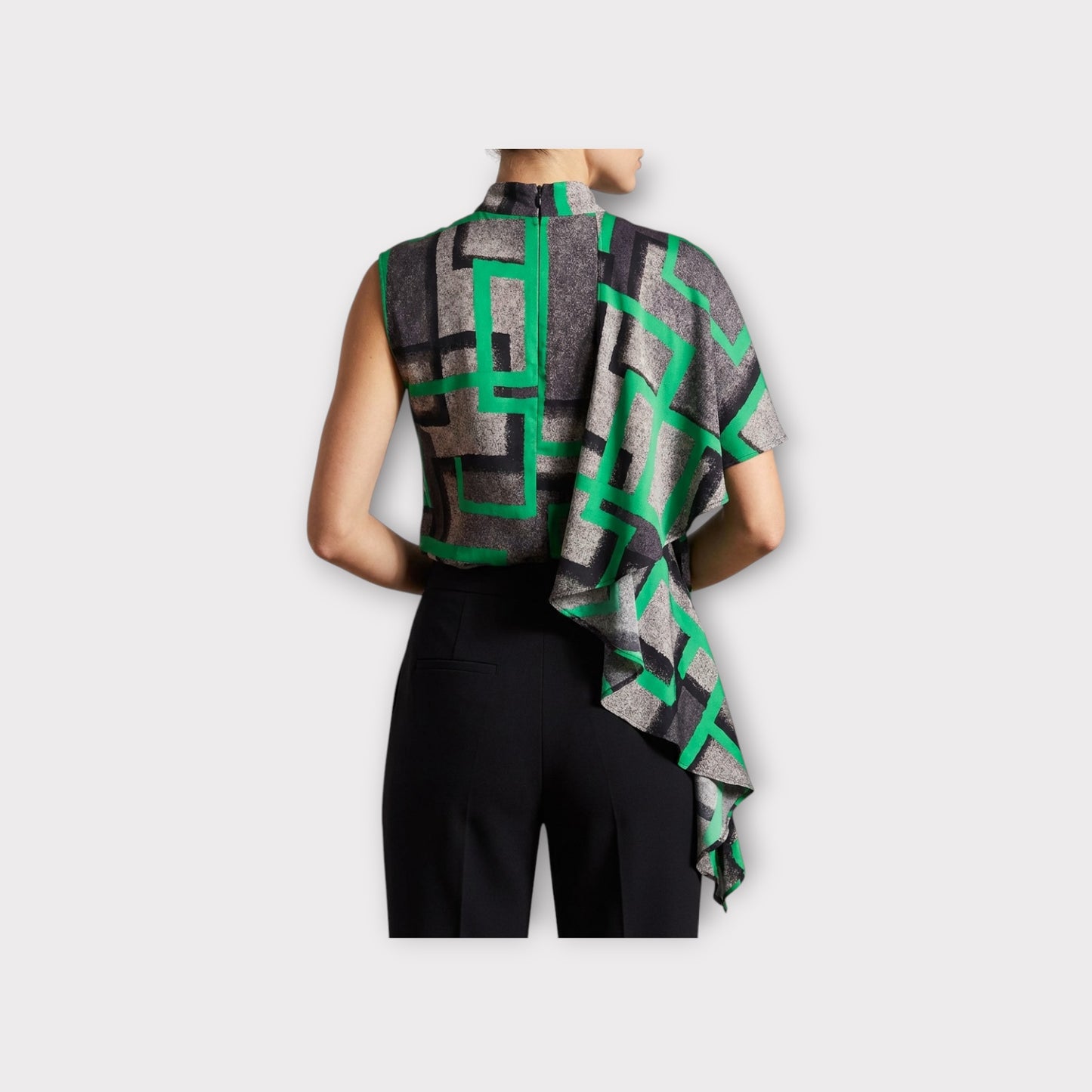 Loewe Cape Top