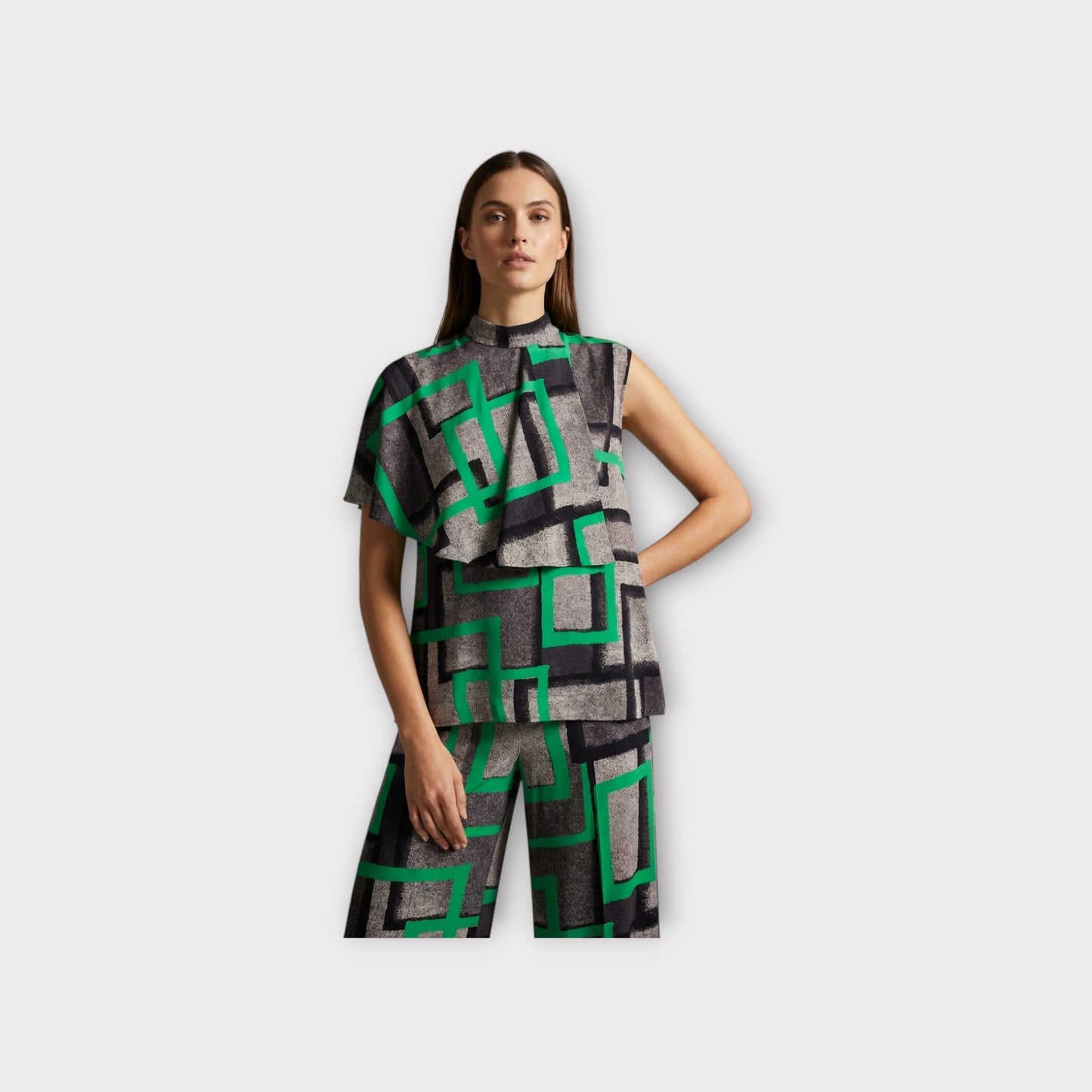 Loewe Cape Top