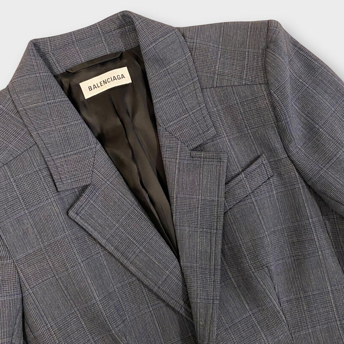 Tasoni Balenciaga grey Prince of Wales check hourglass blazer with notched lapels and black lining