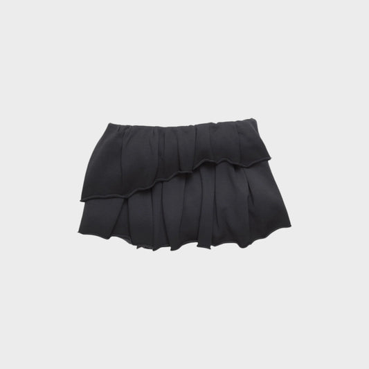 Tasoni black asymmetric pleated mini skirt with ruffled hem and elastic waistband.