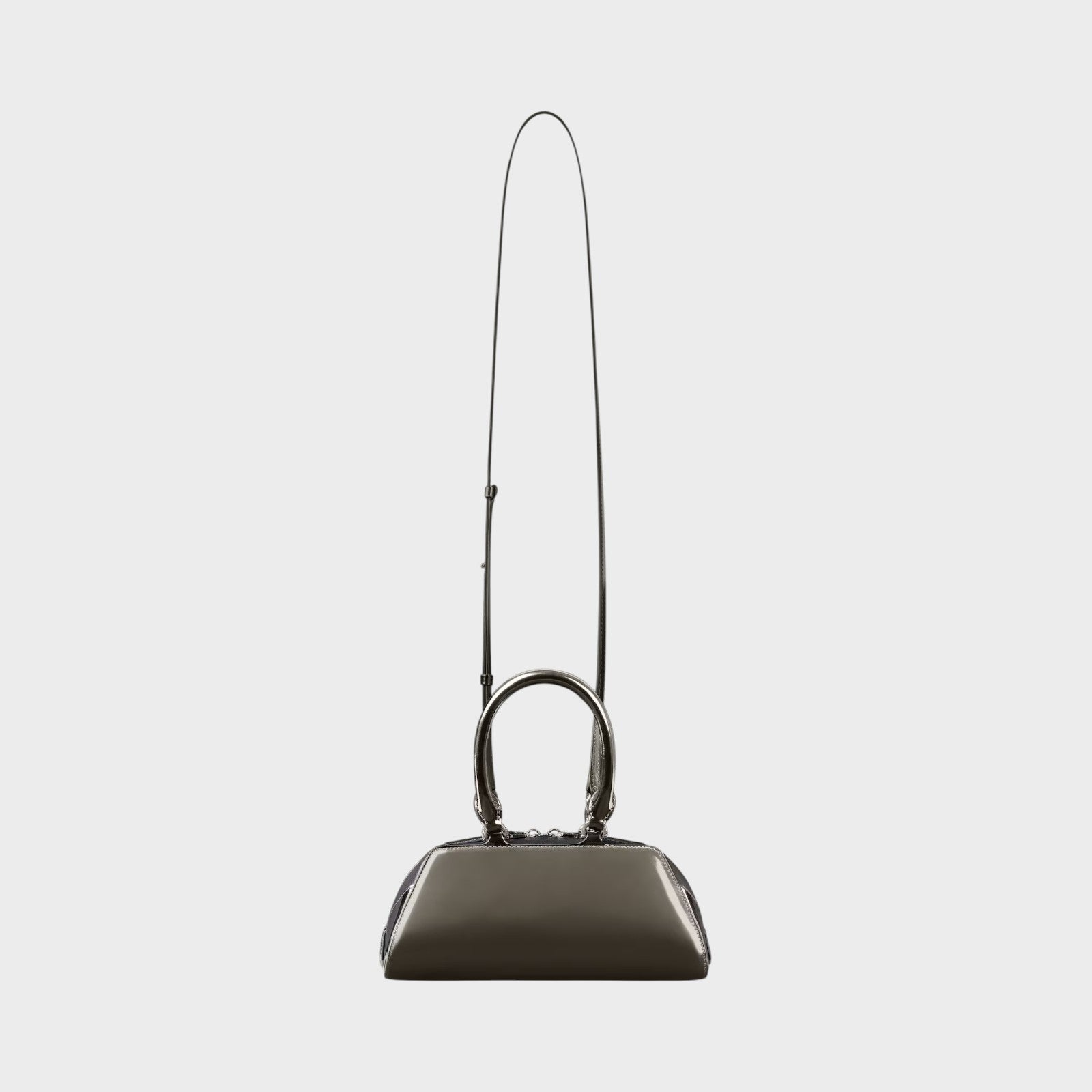 Tasoni Givenchy Antigona East West bag in black leather with gunmetal hardware and mirror effect.