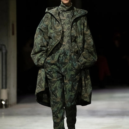 Tasoni green cotton sweatpants with khaki base floral and animal print, elastic waist, and drawstring detail.