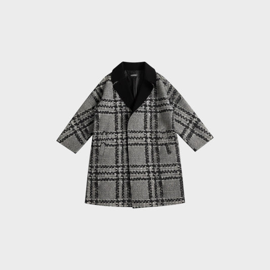 Tasoni grey and black oversized kimono coat with a knit plaid print and black collar.