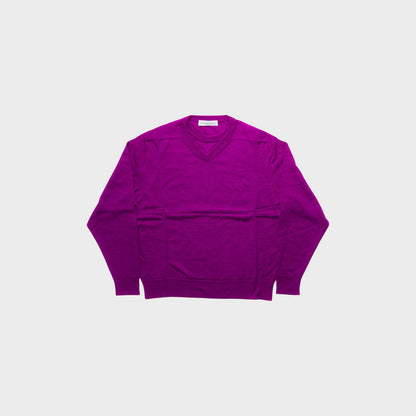 Tasoni Marie Adam-Leenaerdt violet merino wool dual neck knitwear with V-neck and ribbed cuffs.