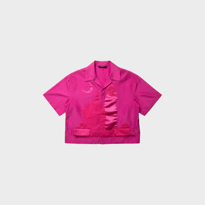 Tasoni pink short sleeve shirt with classic collar, featuring a woman and moon motif with satin accents and pocket details.